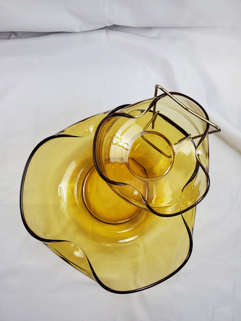 Vintage Anchor Hocking Honey Gold Dip Bowl Set